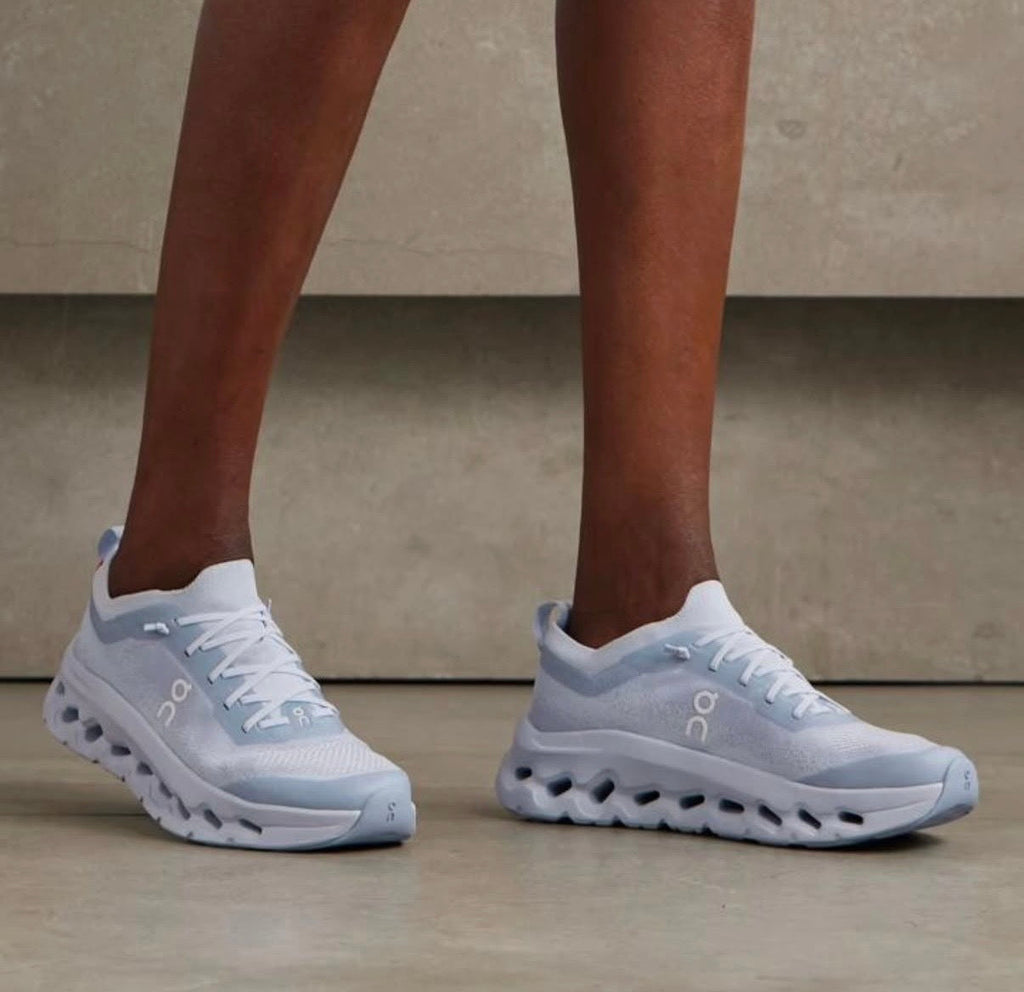On Cloudtilt Moon Blue
